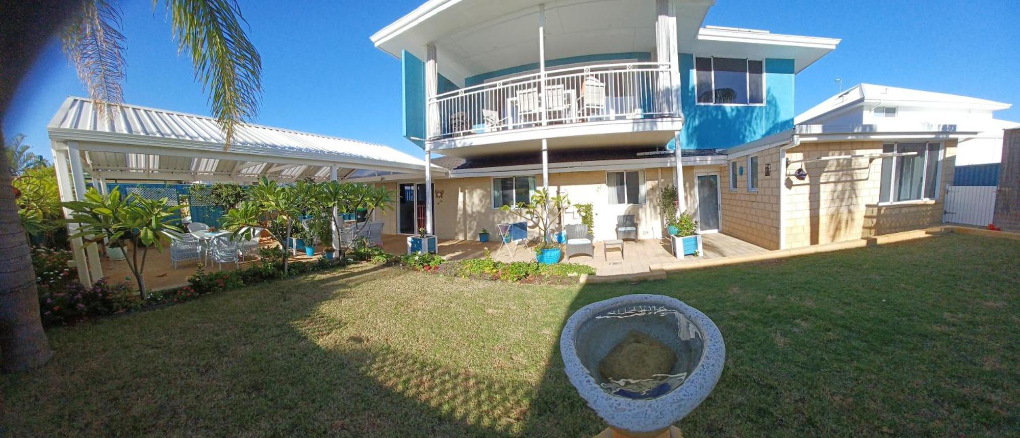 Palm Beach Guest House Rockingham Exterior photo